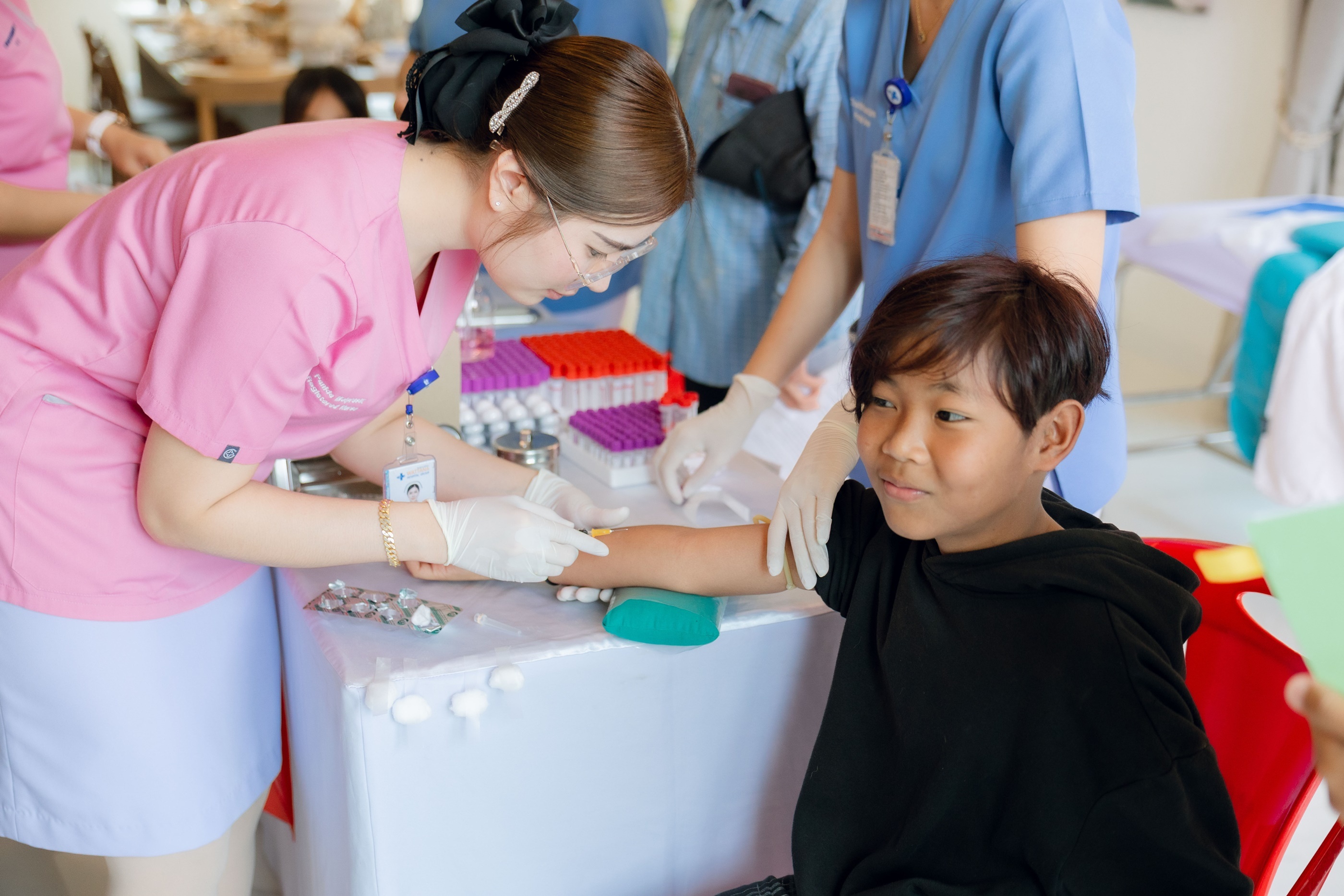 น้องสุขดี พี่สุขใจ ต่อเนื่องปีที่ 3_3.jpg